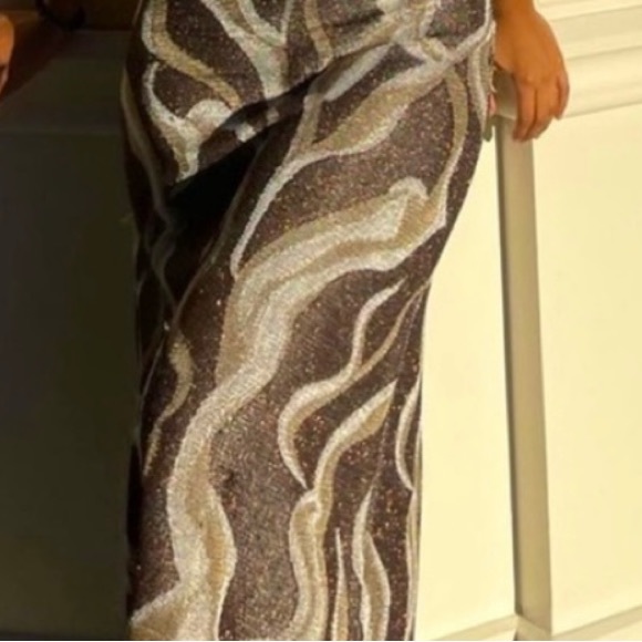 Zara shimmer metallic halter neck dress - Picture 3 of 3